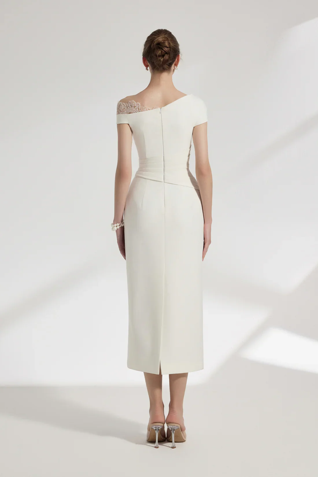 BYDENIO Elysian One-shoulder Midi Dress With Lace Detail - Image 5