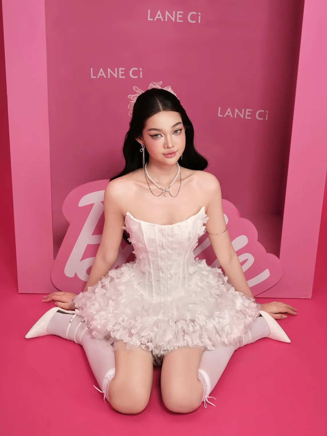 LANE Cì Swan dress
