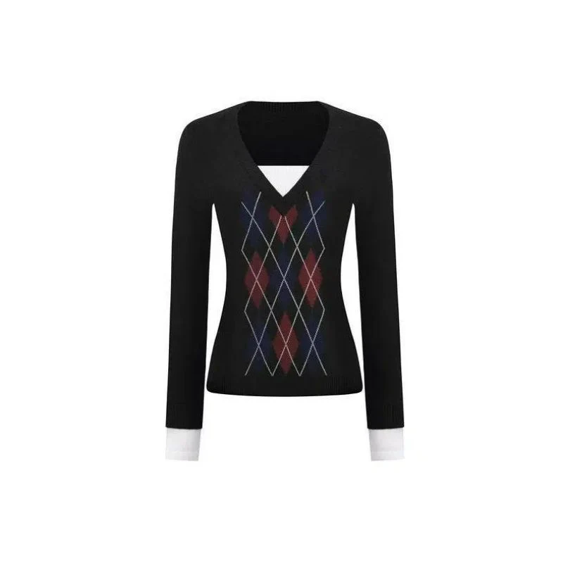 Argyle V-Neck Knit Sweater - Image 5
