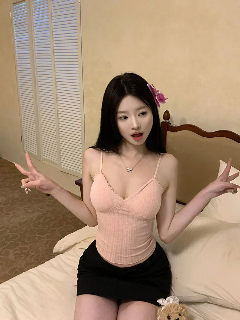 Blossom Lace Padded Cami - Image 3