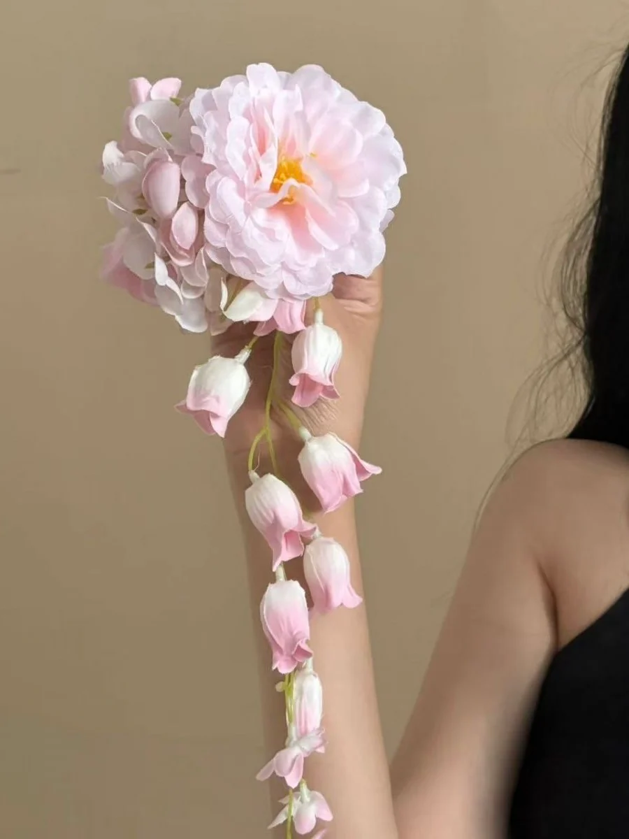 Blossom Veil Elegance - Image 3