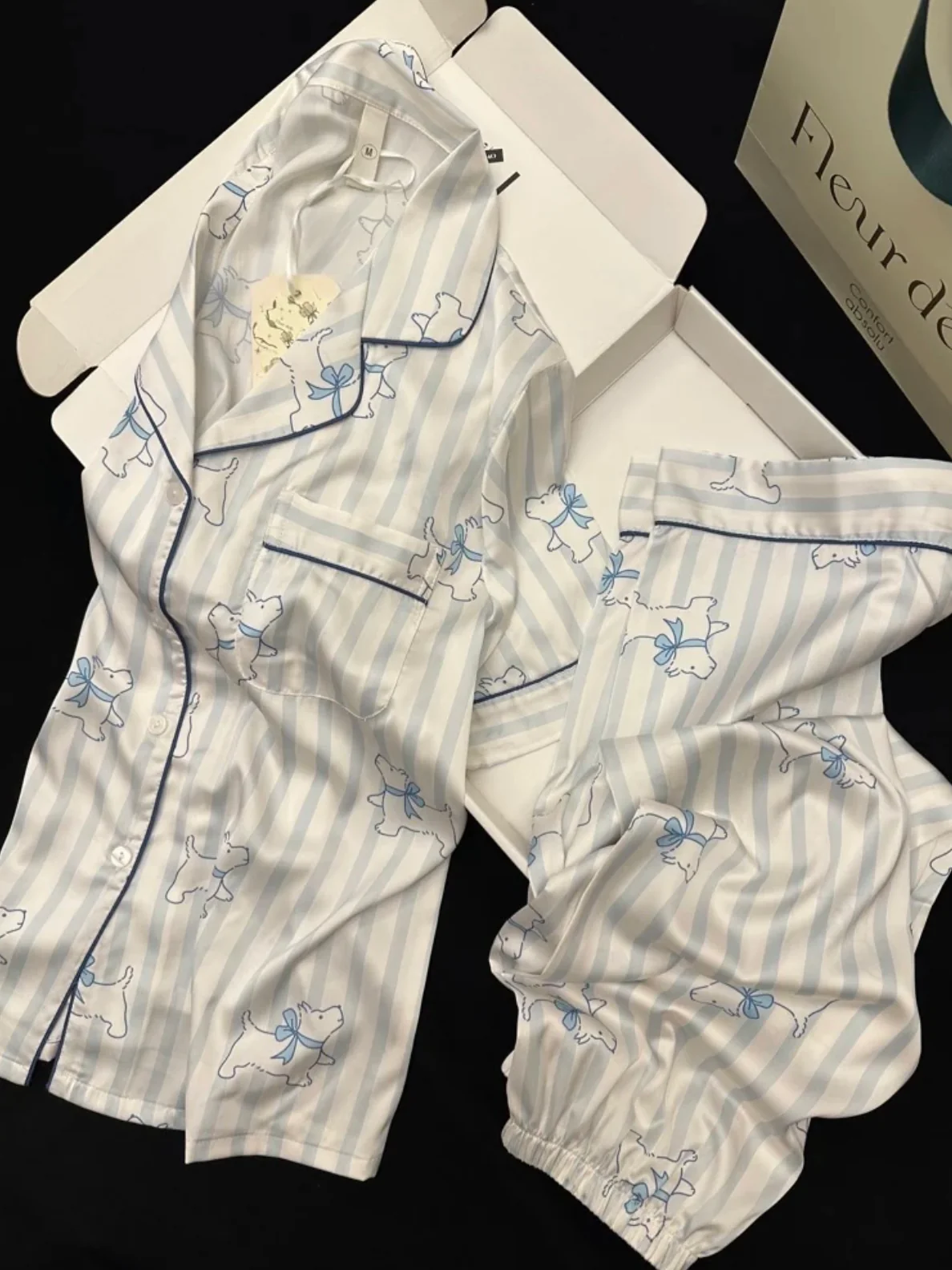 Minimalist Blue Line Art Dog Print Pajama Set - Pastel Scandi Aesthetic Short Sleeve Lounge Set - Image 5
