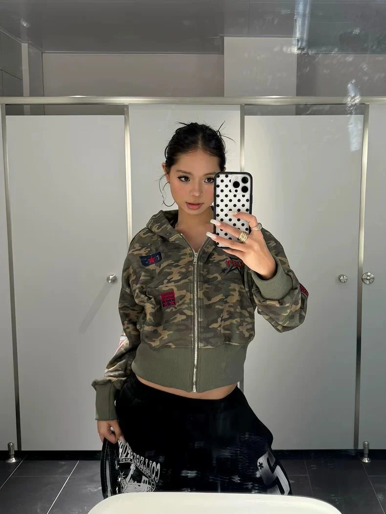 Camo Cropped Bomber Zip Jacket - Image 4