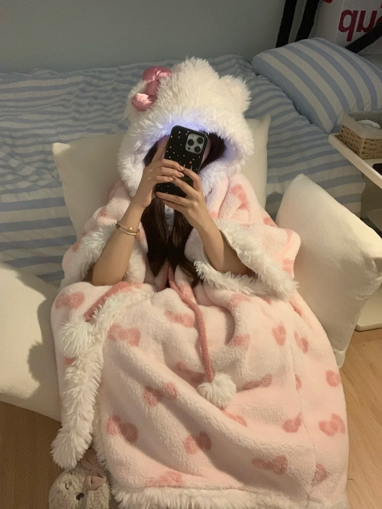 Hello Kitty Plush Hooded Sanrio Blanket Cape - Pink Heart Flannel Fleece Sleepwear Loungewear - INNA Cozy Collection