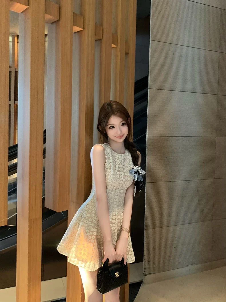 Daisy Lace Fit & Flare Dress - Image 3