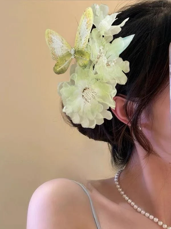 Emerald Butterfly Bloom