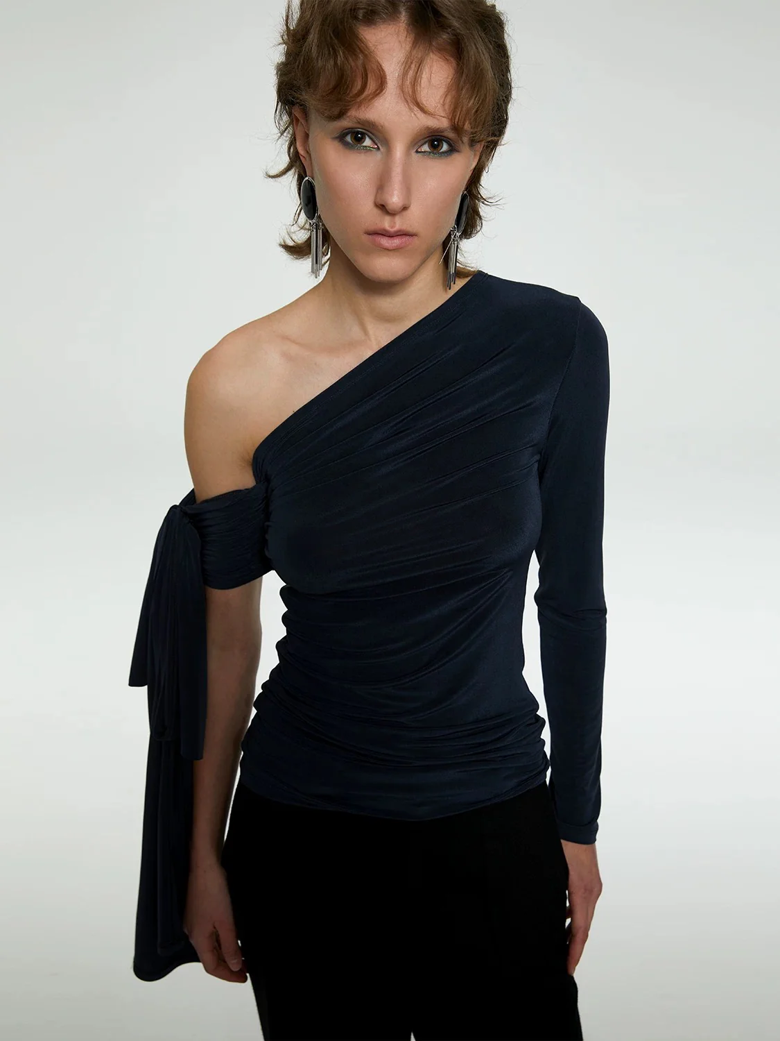 French Asymmetrical Acetate Backless Top with Ribbon Tie - Image 3