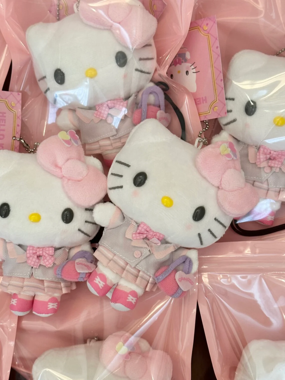 Hello Kitty 9" Plush (Academy Series) x 平成屋キャンパス Hello Kitty in Pink School Uniform | Heisei-ya 平成屋 Style Charm | Kawaii Sanrio Collectible - Image 3