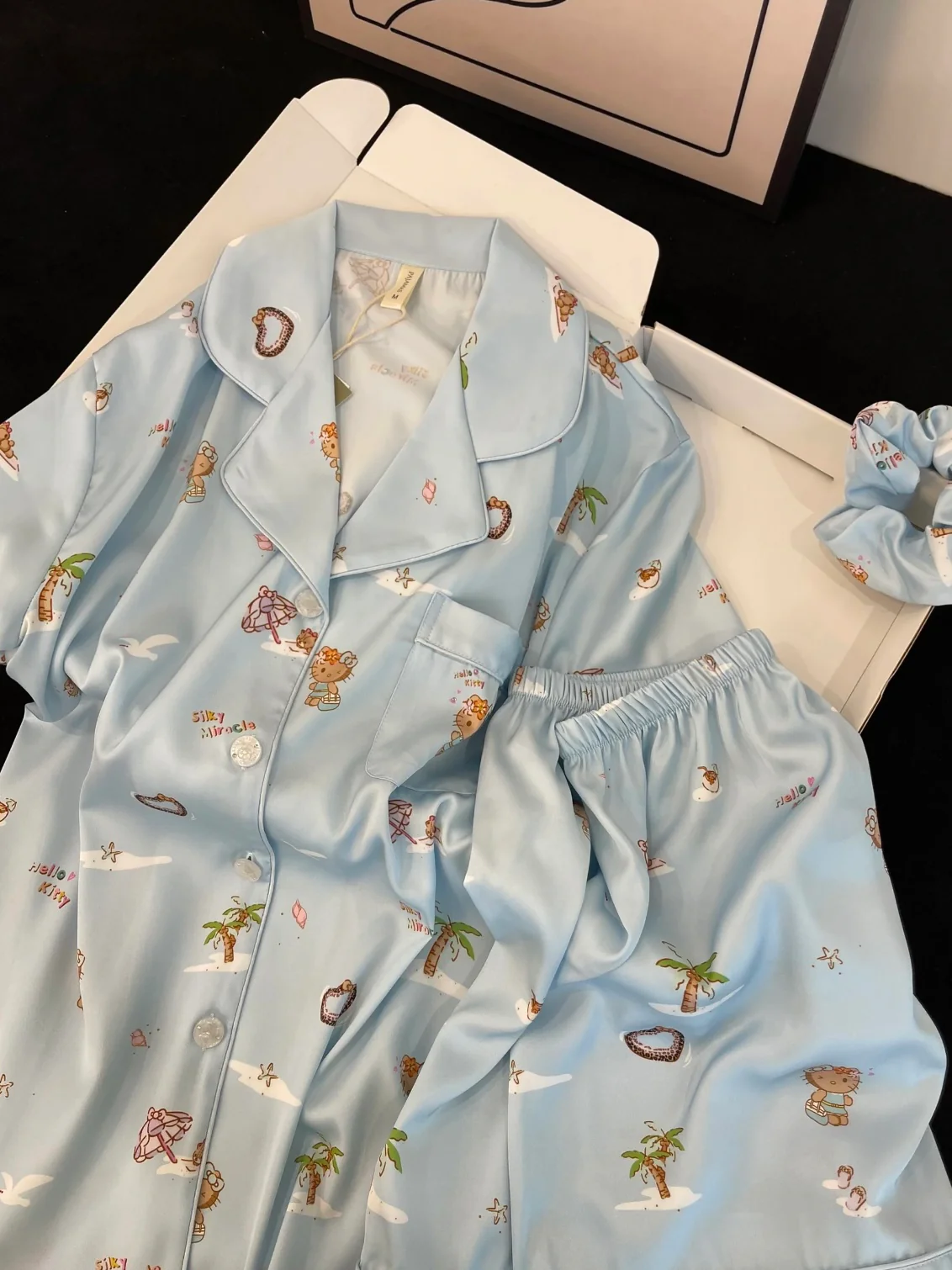 Hello Kitty Baby Blue Short Sleeve Pajama Set | Kawaii Summer Cotton Loungewear Two-Piece - Image 2