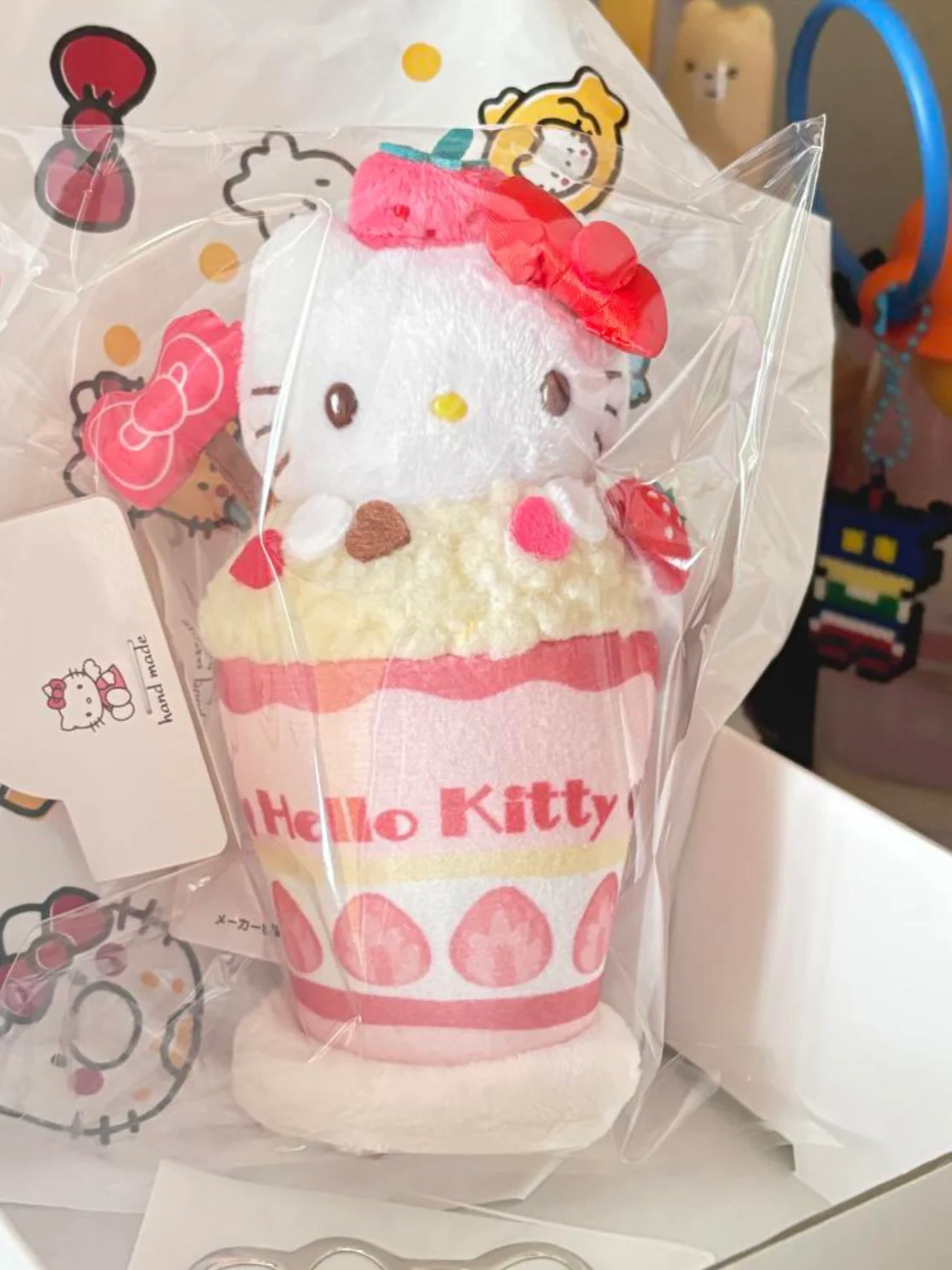 🍓 Pink Strawberry Cupcake Hello Kitty | Kawaii Sanrio Charm | Cute Dessert-Inspired Collectible - Image 3