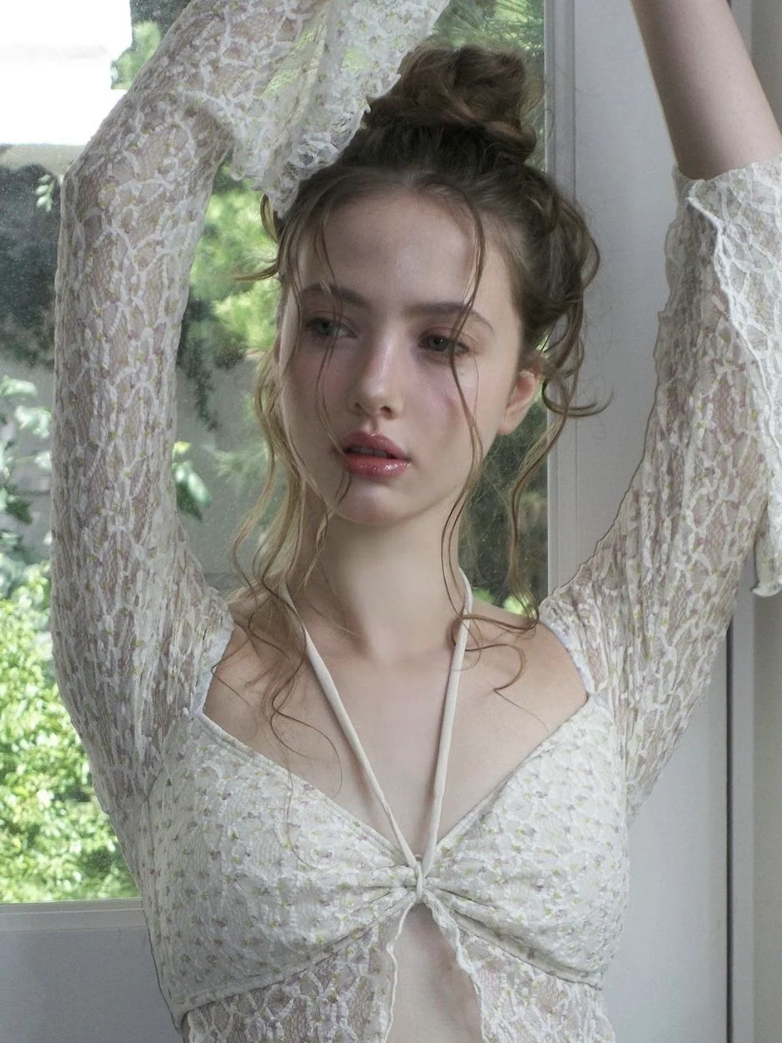 Ivory Lace Flare Sleeve Set - Image 5