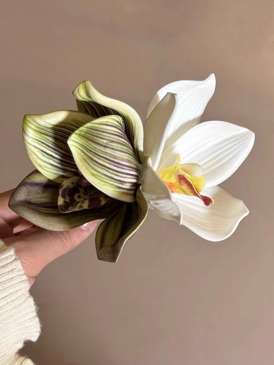 Ivory Orchid Grace - Image 3