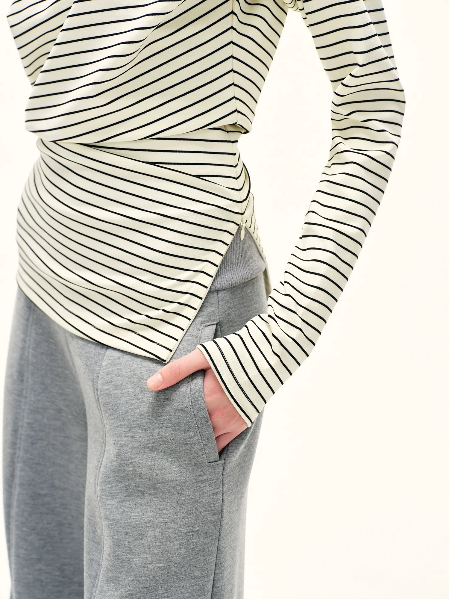 Off-Shoulder Black & White Striped Top – Soft Touch, Y2K Baddie Style - Image 4
