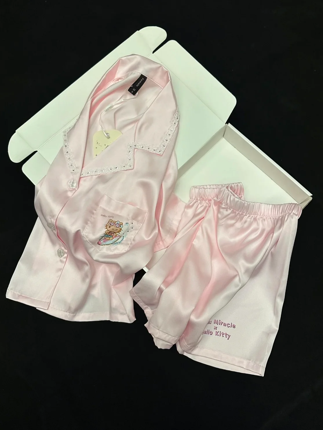 Surfing Hello Kitty Pink Milk Silk Pajama Set - Ultra-Soft Breathable Summer Y2K Loungewear - Image 3