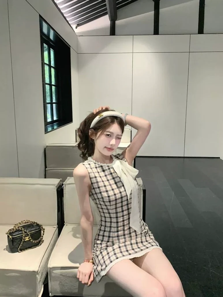 Plaid Bow-Tie Mini Dress - Image 3