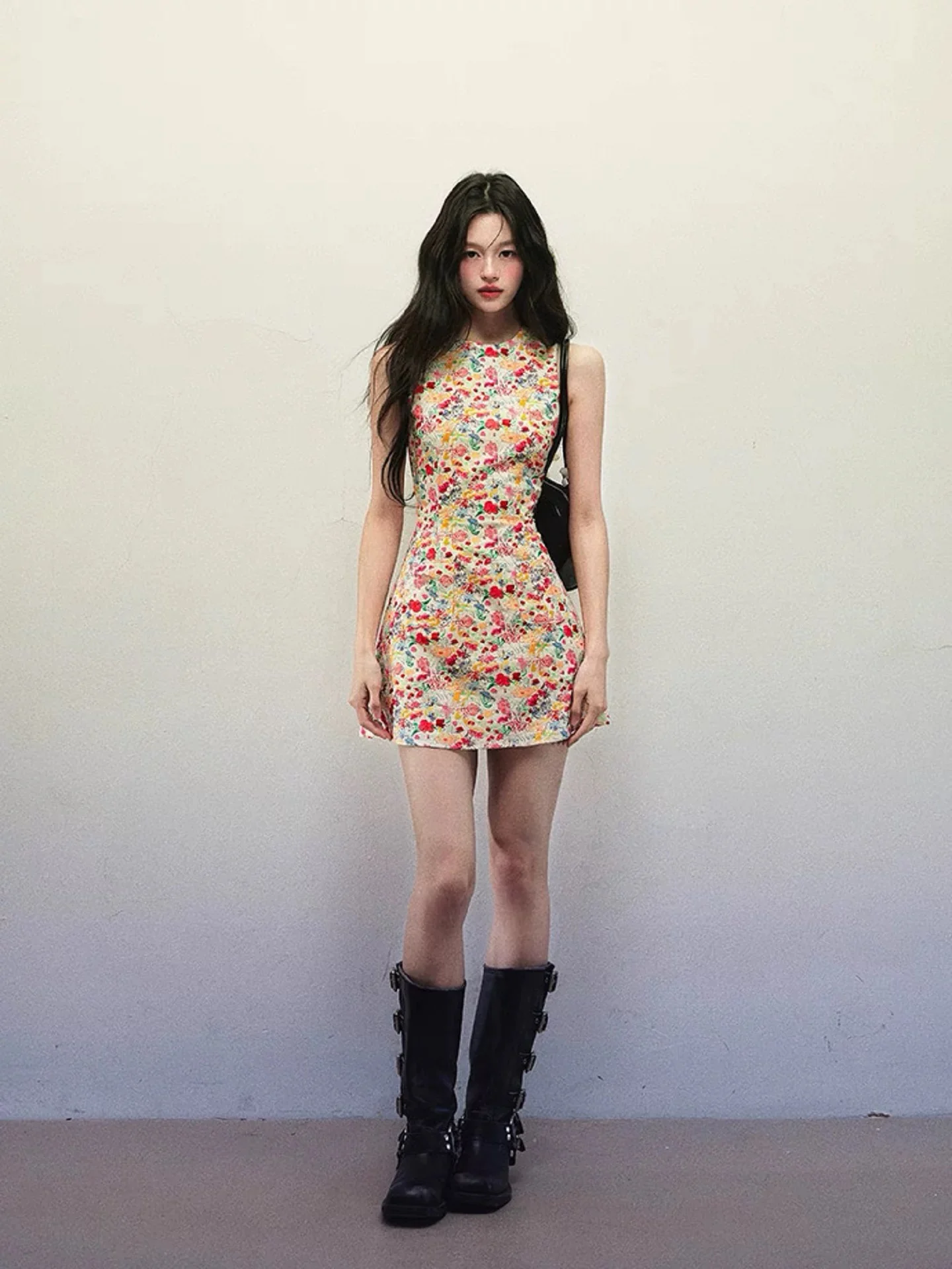 Red Floral Sleeveless Fit-and-Flare Mini Dress - Image 3
