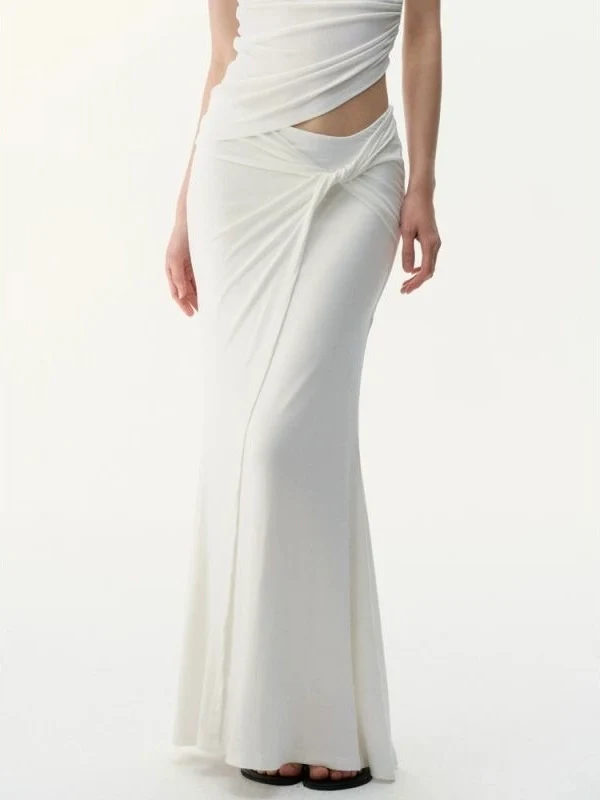 Sculpted Poise - White One-Shoulder Knit Set - Image 5