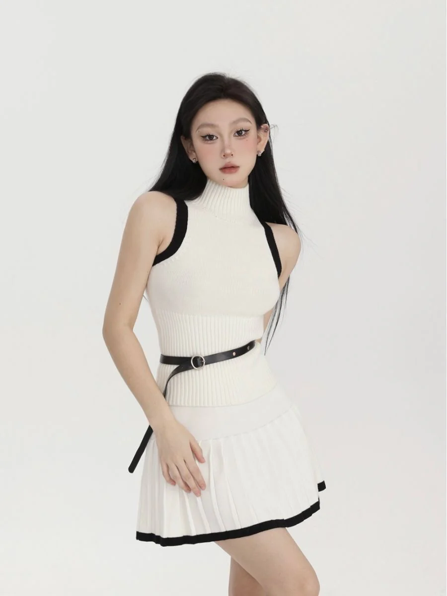 Tennis Girl - Knitwear Set (With Belt) - Image 3