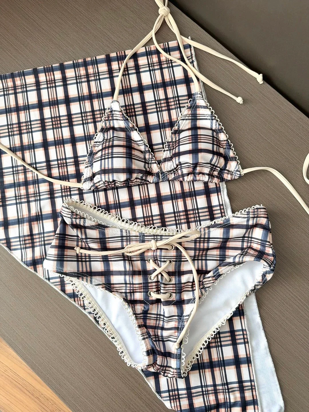 VERY LIMITED✨Retro Coffee Check 3-Piece Bikini Set – Strapless Push-Up Swimwear for Petite Busts - Image 4